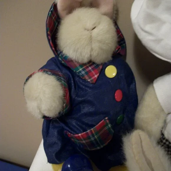 Lot of 3 Muffy Vanderhare Plush and 1 Boyd's Bunny - Picture 2 of 7